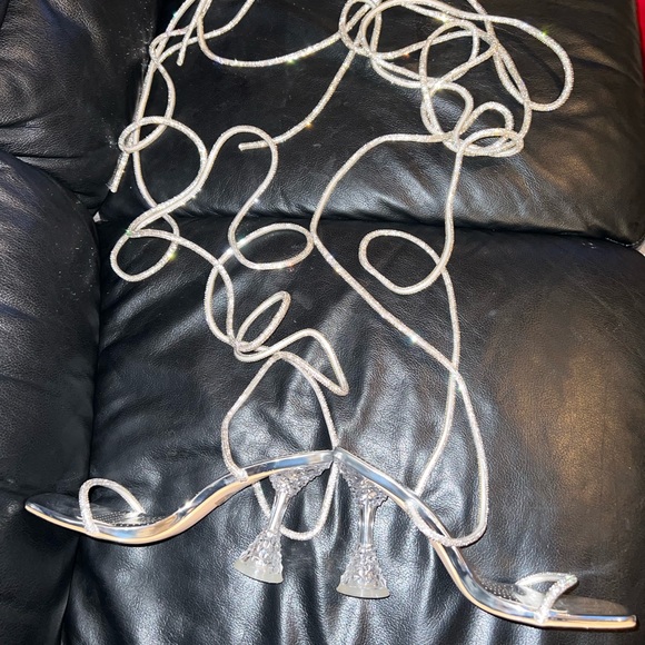 Silver rhinestone wrap heels size 8 only worn twice - Picture 3 of 9